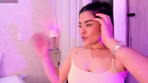 Snapshot of amanda_26 chatting on 23, 12, 2024 Luisa online show from 23, 12, 2024