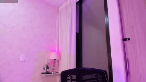Snapshot of amanda_26 chatting on 31, 12, 2024 Luisa online show from 31, 12, 2024