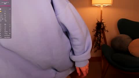 Amanda  fox online show from 11, 2, 2025