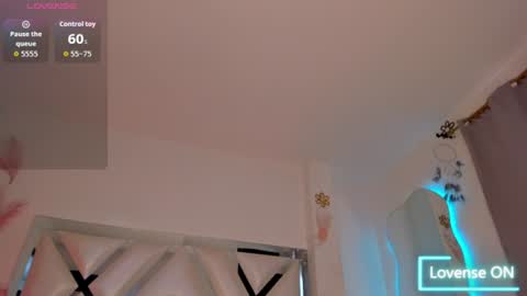 Snapshot of amandaa_fox_ chatting on 4, 7, 2026 amandaa_fox_ online show from 4, 7, 2026