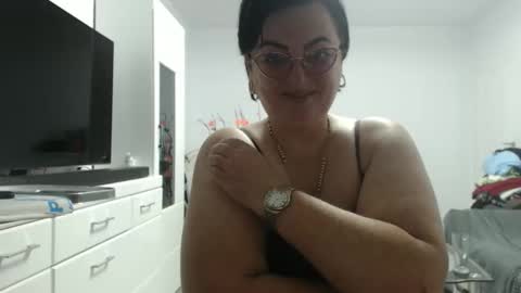 Snapshot of amandamuller1982 chatting on 8, 9, 2025 Anda online show from 8, 9, 2025