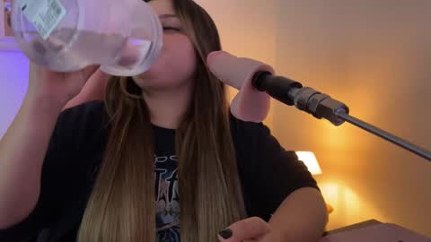 Amandha online show from 11, 11, 2025