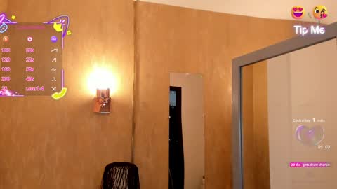 Snapshot of amara_rosh chatting on 15, 9, 2025 amara online show from 15, 9, 2025