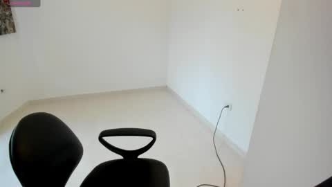 Snapshot of amaranta69_cam chatting on 3, 3, 2025 AMARANTA online show from 3, 3, 2025