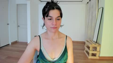 Amarantha online show from 4, 4, 2026