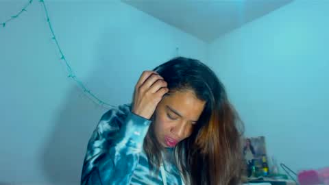 Snapshot of amararoberts08 chatting on 5, 12, 2024 Amara Julia online show from 5, 12, 2024