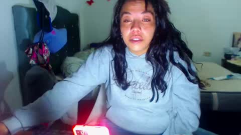 Amara Julia online show from 19, 11, 2025