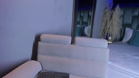 Emily online show from 23, 2, 2025