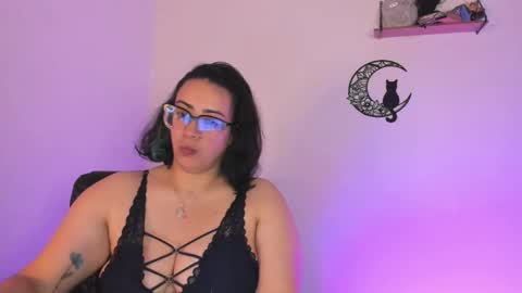 Snapshot of amaryllis_vizcaya chatting on 19, 12, 2024 Katt online show from 19, 12, 2024