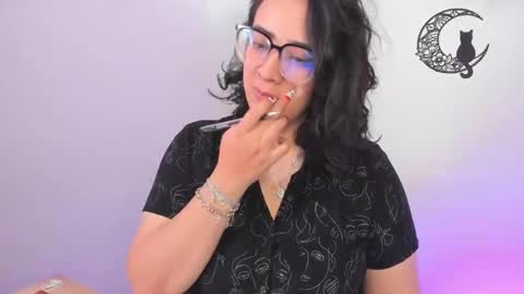 Snapshot of amaryllis_vizcaya chatting on 2, 1, 2025 Katt online show from 2, 1, 2025