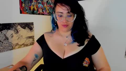 Snapshot of amaryllis_vizcaya chatting on 16, 9, 2025 Katt online show from 16, 9, 2025