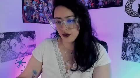 Snapshot of amaryllis_vizcaya chatting on 27, 11, 2025 Katt online show from 27, 11, 2025