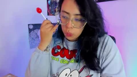 Snapshot of amaryllis_vizcaya chatting on 30, 11, 2025 Katt online show from 30, 11, 2025