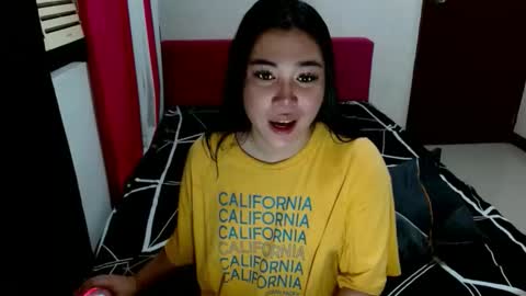 Snapshot of amayaisabella chatting on 5, 10, 2025 AmayaIsabella online show from 5, 10, 2025