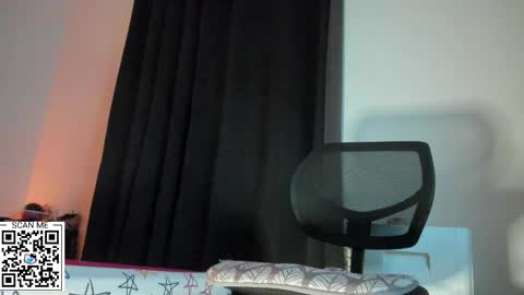 Snapshot of amazing_catalina chatting on 10, 5, 2026 CATALINA online show from 10, 5, 2026