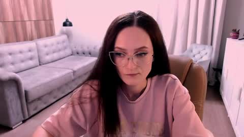 Snapshot of amazingeyes89 chatting on 27, 5, 2026 Izza online show from 27, 5, 2026