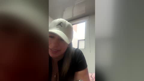 ambar_cortes online show from 5, 2, 2026