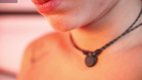 Snapshot of ambar_rosse25 chatting on 4, 2, 2026 Julieta online show from 4, 2, 2026