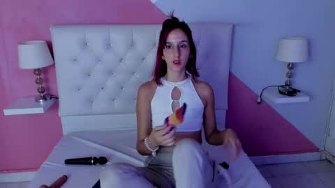 Snapshot of ambar_roux1 chatting on 23, 1, 2025 ambar_roux1 online show from 23, 1, 2025