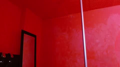 Snapshot of ambar_roux1 chatting on 1, 2, 2025 ambar_roux1 online show from 1, 2, 2025