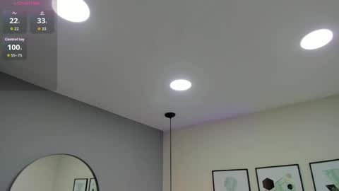 ambarevans_ online show from 15, 9, 2025