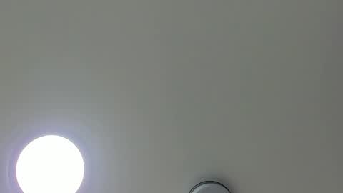 ambarevans_ online show from 22, 9, 2025