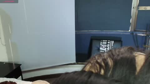 Ambar Ross online show from 1, 2, 2025