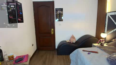 Snapshot of ambaross chatting on 27, 5, 2026 Ambar Ross online show from 27, 5, 2026