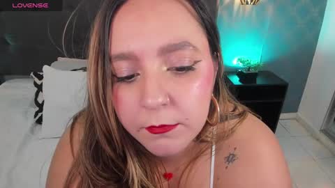 Snapshot of ambarroberts chatting on 14, 12, 2024 Ambar online show from 14, 12, 2024