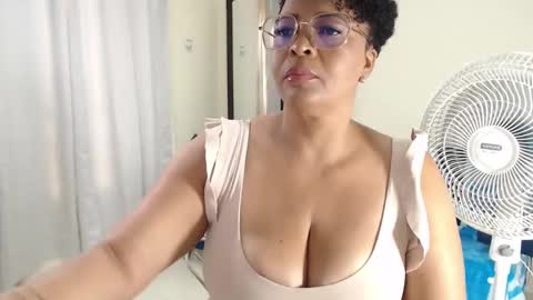  Amber Sofhia  online show from 6, 2, 2025