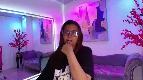 Snapshot of amber__rouge chatting on 1, 3, 2026 amber__rouge online show from 1, 3, 2026