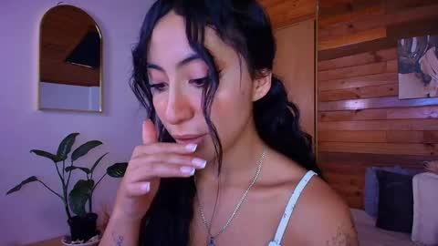 Snapshot of amber_curly chatting on 8, 5, 2026 amber_curly online show from 8, 5, 2026