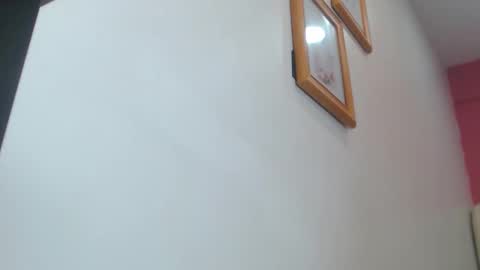 Snapshot of amber_moore chatting on 22, 11, 2025 Amber Moore online show from 22, 11, 2025