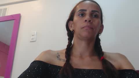 Snapshot of amber_moore chatting on 29, 11, 2025 Amber Moore online show from 29, 11, 2025