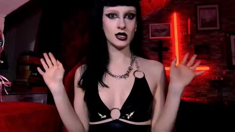 DEMONESS AMBER 666 online show from 11, 1, 2026