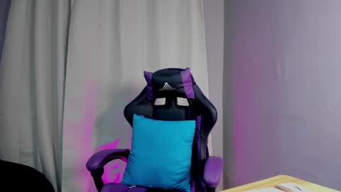 Amber Baker  online show from 11, 3, 2025