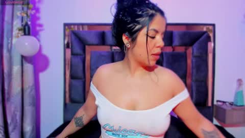 Snapshot of amberbeckeer chatting on 26, 9, 2025 Amber online show from 26, 9, 2025