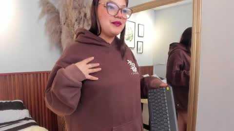 Alejandra  online show from 17, 4, 2026