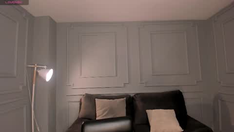 Amber Fox online show from 2, 12, 2025