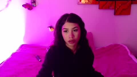 Snapshot of amberjeong chatting on 9, 12, 2024 Amber Jeong online show from 9, 12, 2024