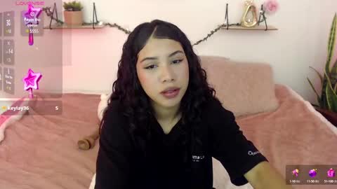 Snapshot of amberjeong chatting on 14, 12, 2024 Amber Jeong online show from 14, 12, 2024