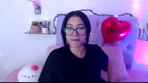 Snapshot of amberjeong chatting on 7, 2, 2025 Amber Jeong online show from 7, 2, 2025