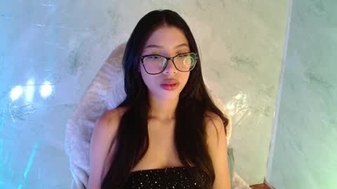 Snapshot of amberjeong chatting on 11, 9, 2025 Amber Jeong online show from 11, 9, 2025