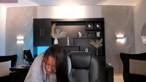 Amber  online show from 27, 11, 2025