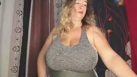 Snapshot of amberlissi chatting on 27, 7, 2026 LISSY online show from 27, 7, 2026