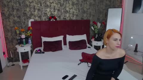 AmberMinxy online show from 2, 12, 2025
