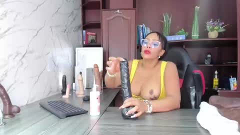 Snapshot of ambernix chatting on 3, 3, 2025 online show from 3, 3, 2025
