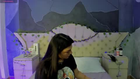 Amber Grey online show from 19, 11, 2025