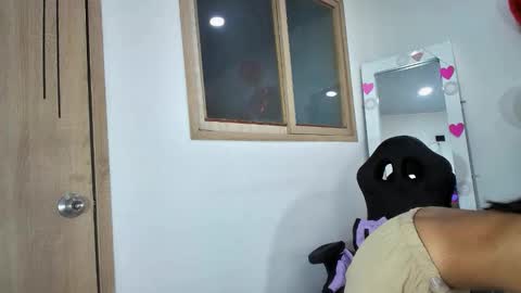 Amber  online show from 27, 2, 2026