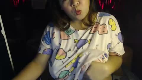 Snapshot of ambisyosa_moore chatting on 28, 12, 2024 Marie online show from 28, 12, 2024